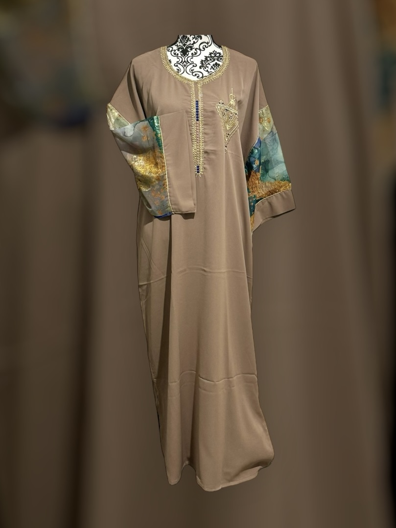Robe - fibule berbère brodé