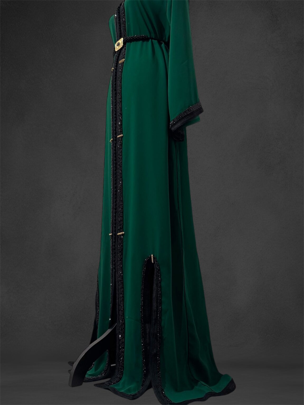 Sawsania Caftan aux perles noires