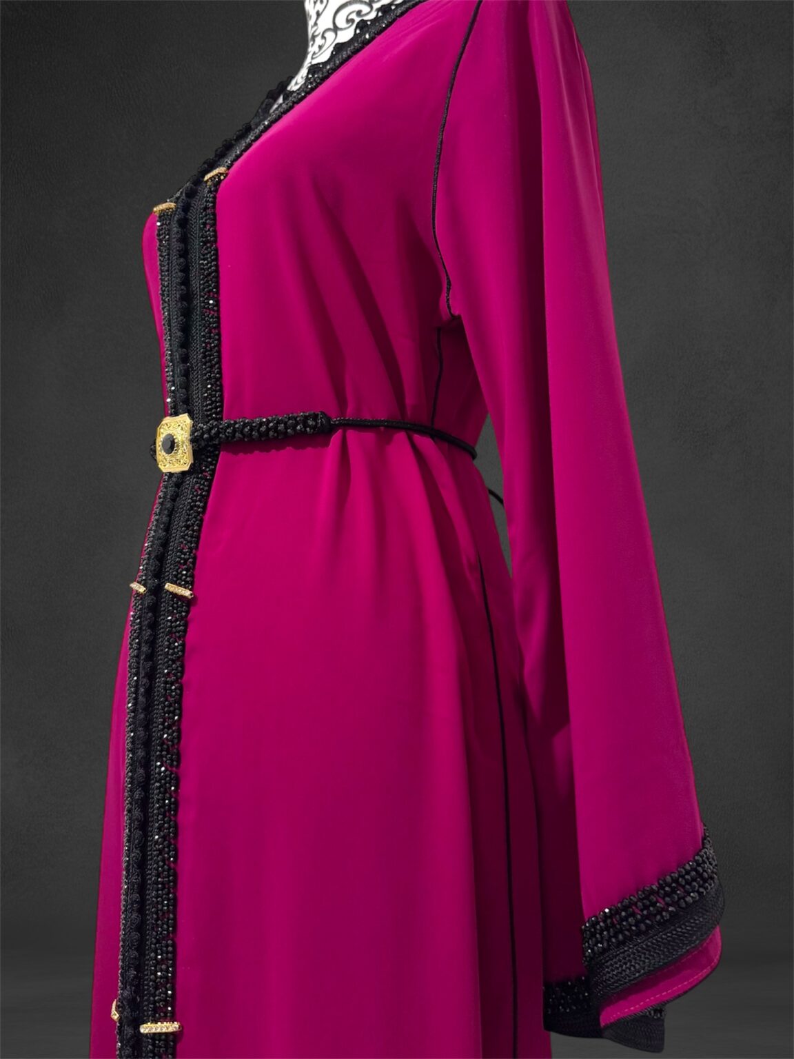 Sawsania Caftan aux perles noires