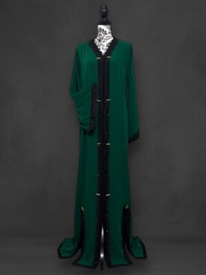 Caftan aux perles noires