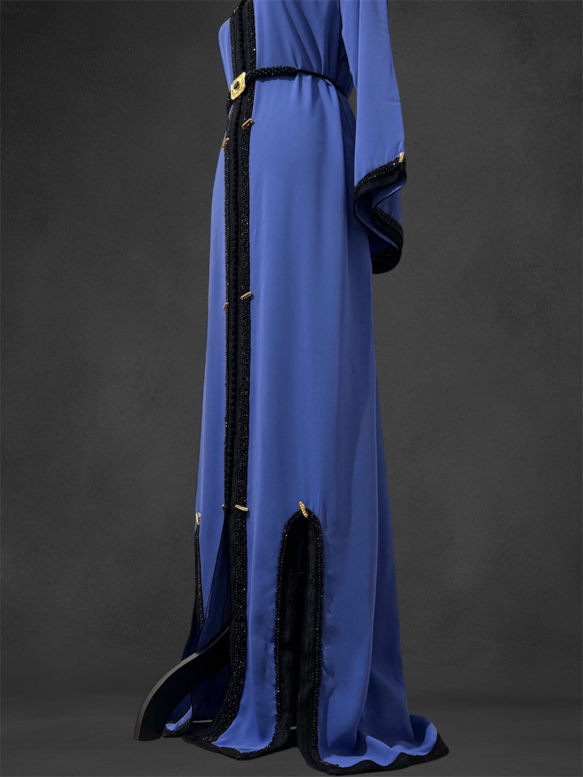 Sawsania Caftan aux perles noires