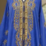 Caftan à perles brodées