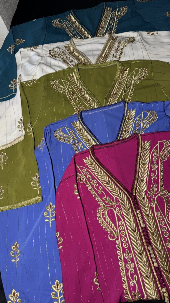 Caftan à perles brodées - regroupés