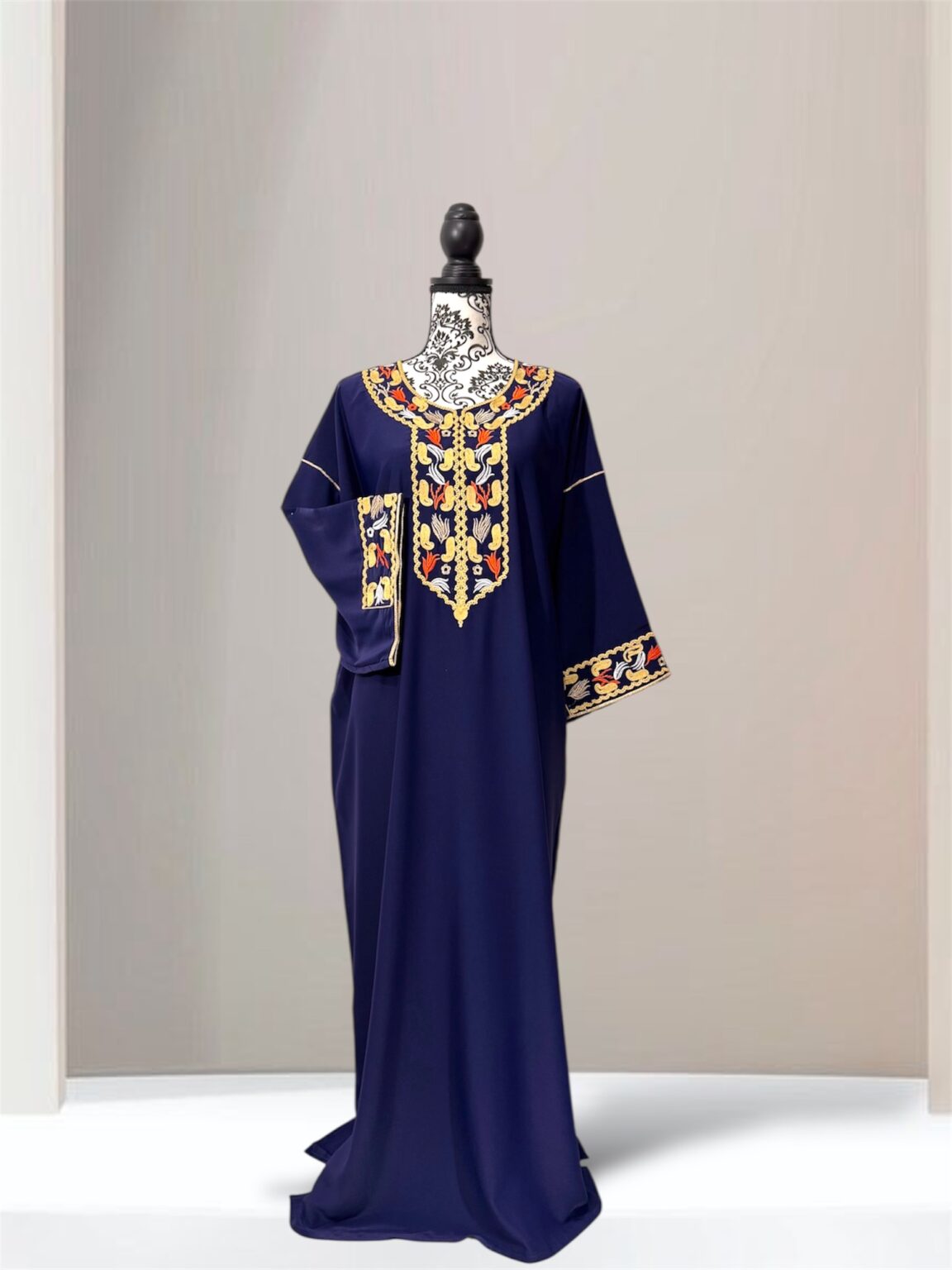 Gandoura avec broderies artisanales