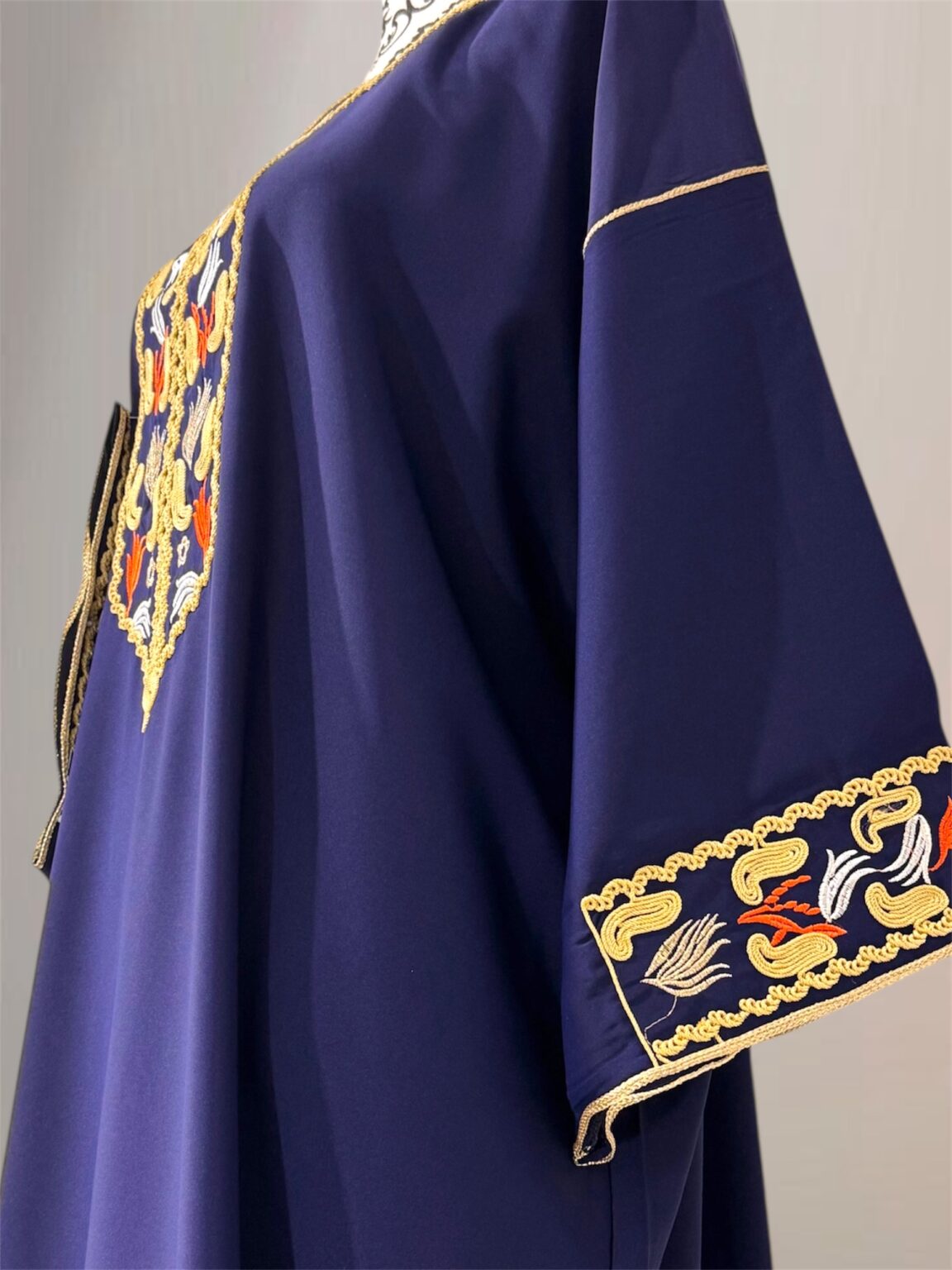 Gandoura avec broderies artisanales
