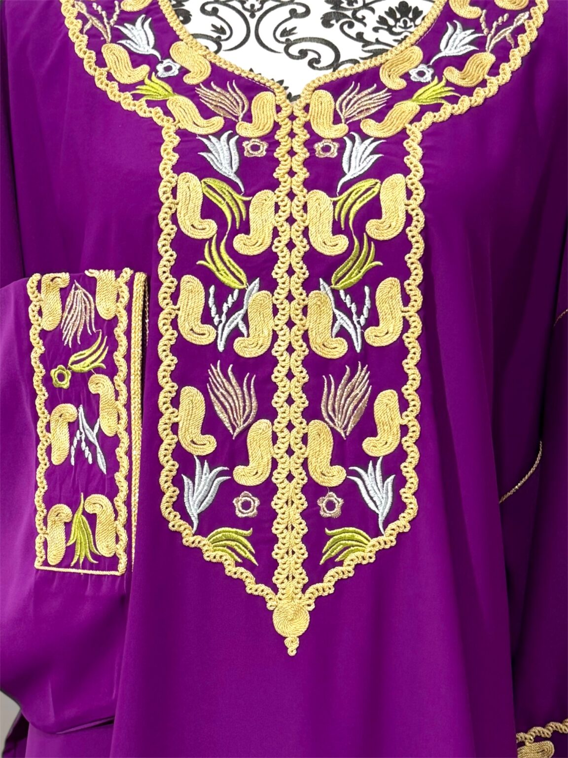 Gandoura avec broderies artisanales