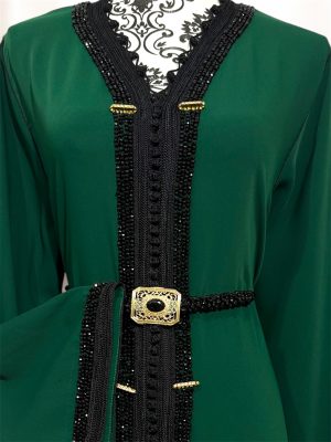 Caftan aux perles noires