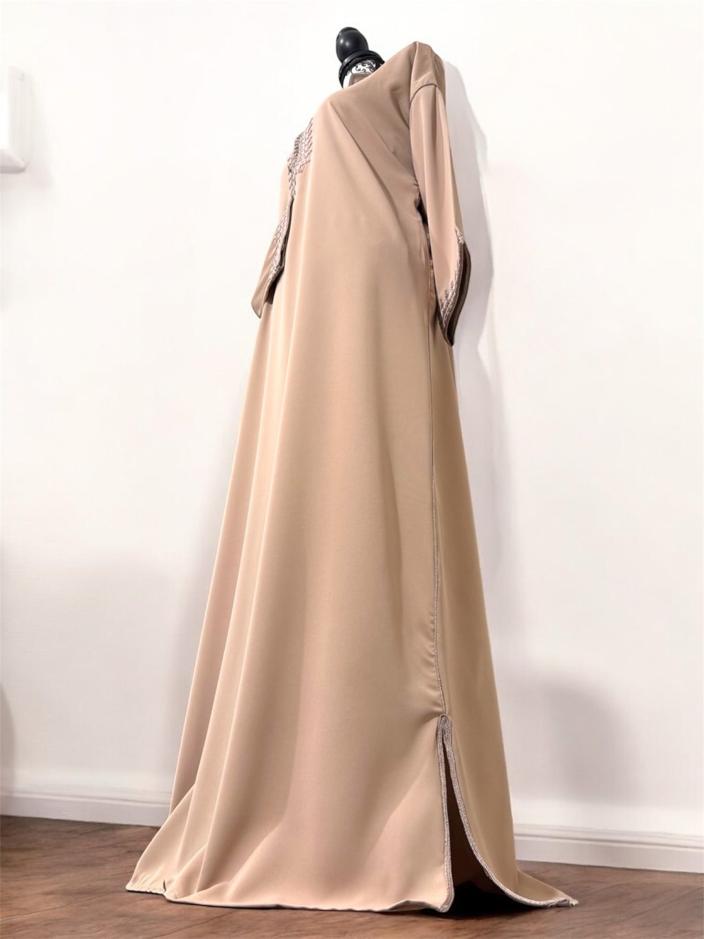 Instagram post from sawsania_. This post is in position 3.