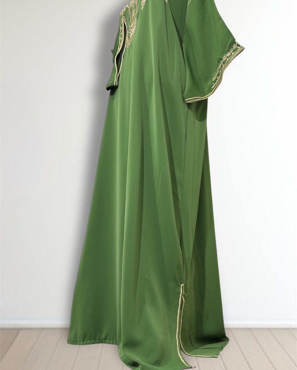 Instagram post from sawsania_. This post is in position 3.